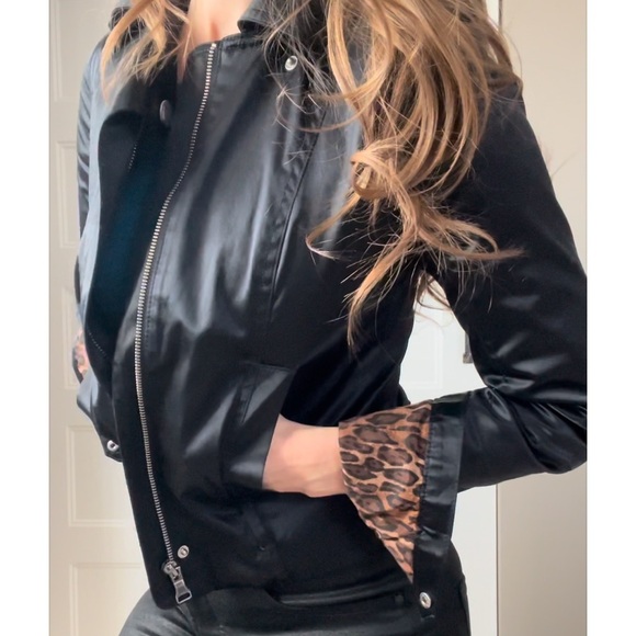 Express lightweight jacket - Picture 5 of 13